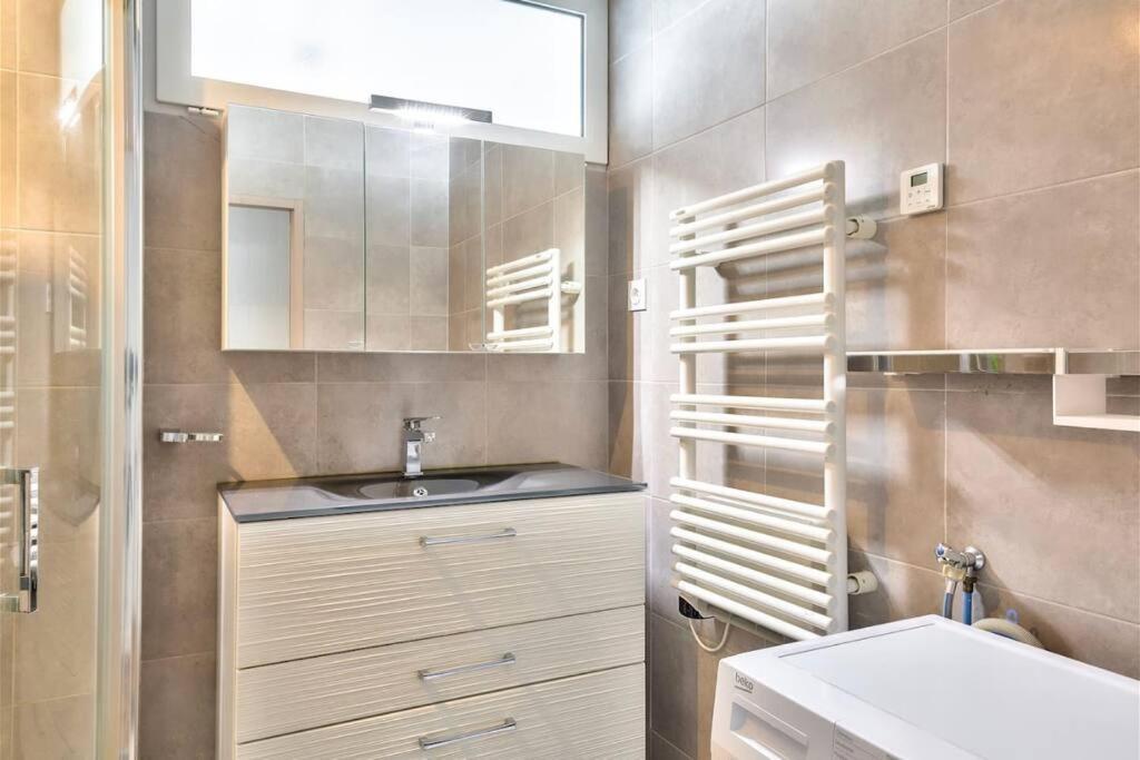 Le Confort Brestois - Proche Centre Apartment Luaran gambar
